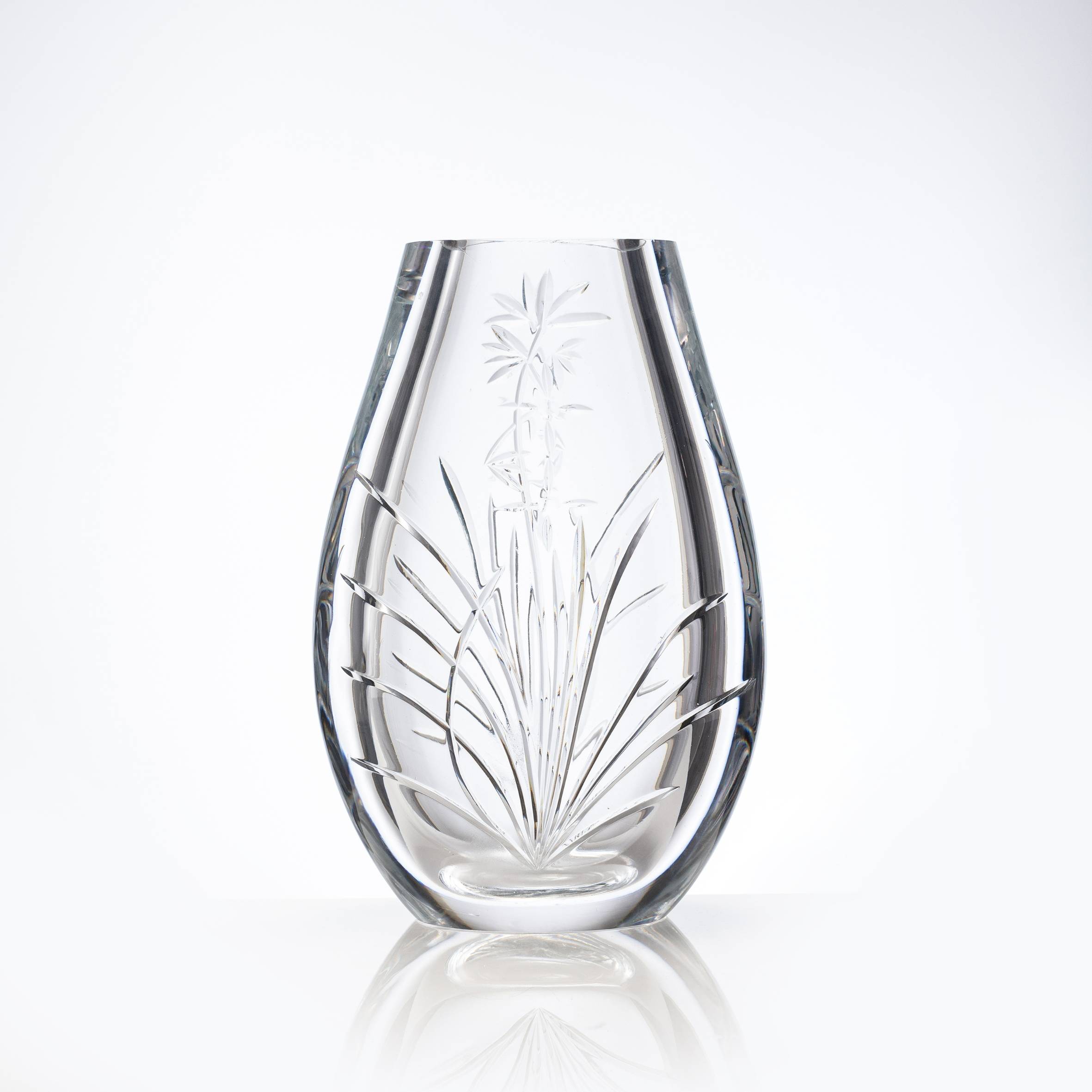 D200*H290 mm Clear Crystal Carved Flat Vase