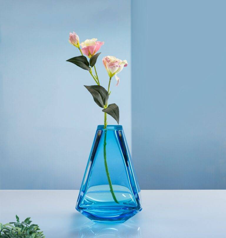 L85*W95*D200*H255 mm Blue Glass Table Lamp Base Vase