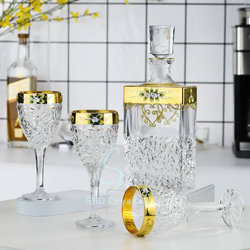 H310*W120*V800 mL Real Gold Enamel Flower Lead-Free Crystal Decanter Set with High-Foot Wine Glass