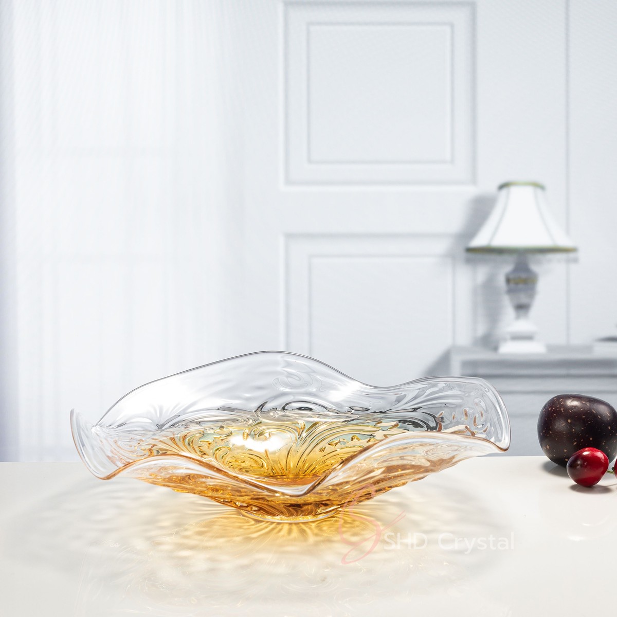 Clear Crystal Amber Swirl Fruit Plate