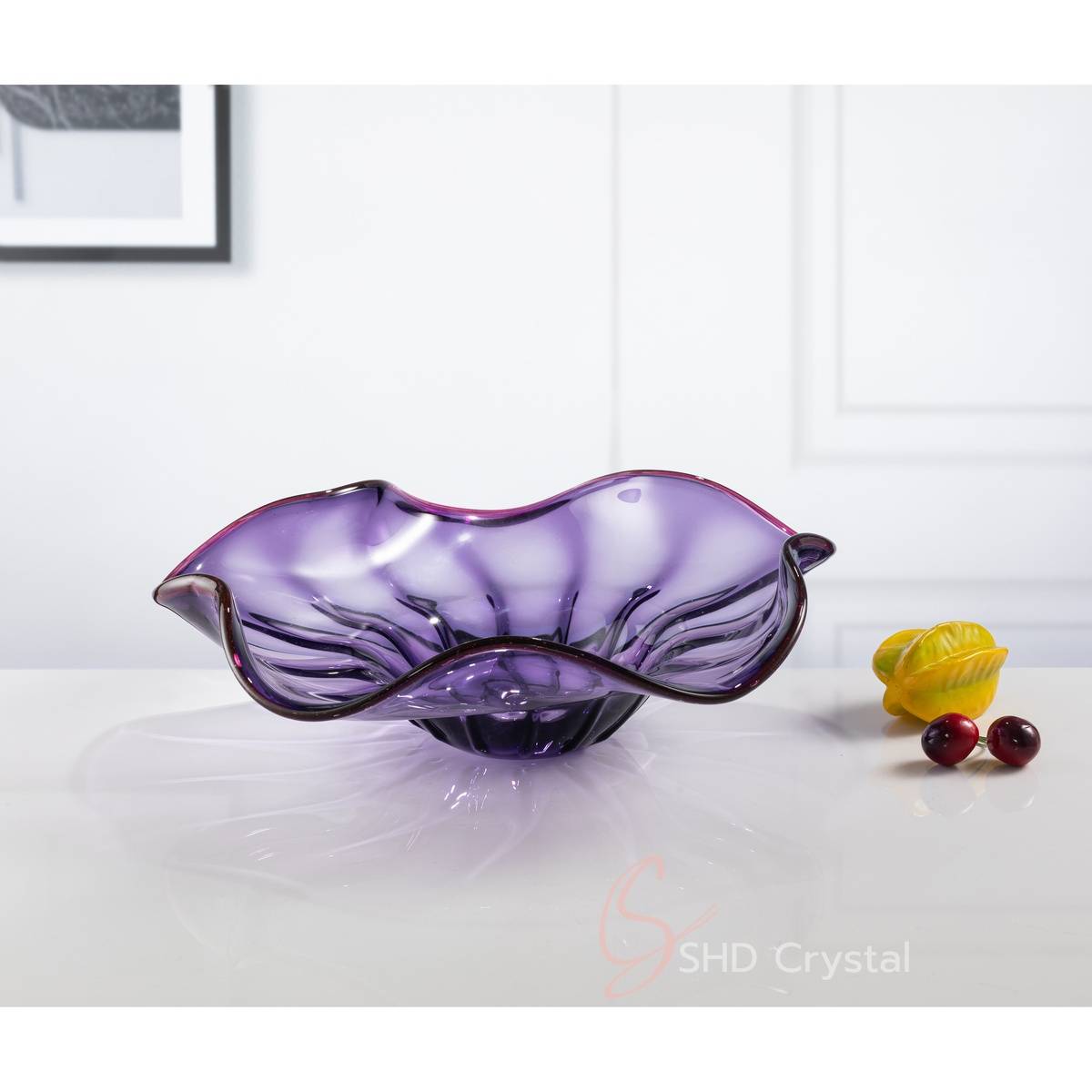 Petal-Form Wavy-Rim Crystal Fruit Plate