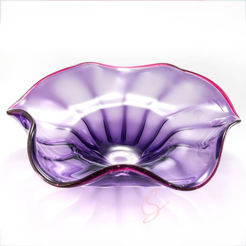 Petal-Form Wavy-Rim Crystal Fruit Plate