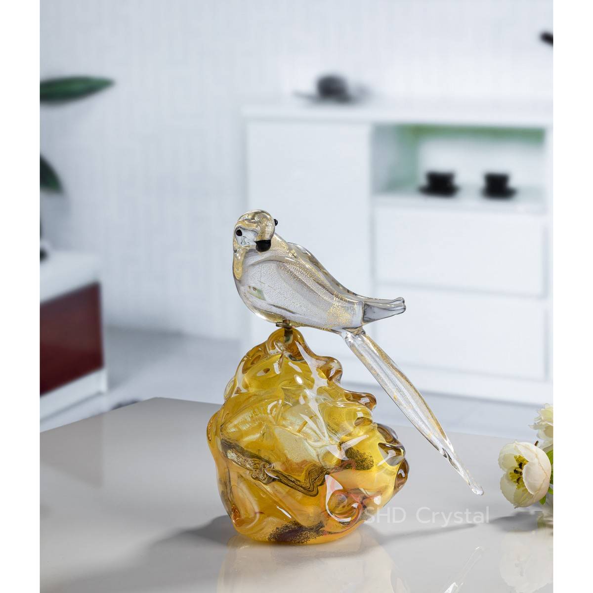 Golden Magpie Announcing Spring