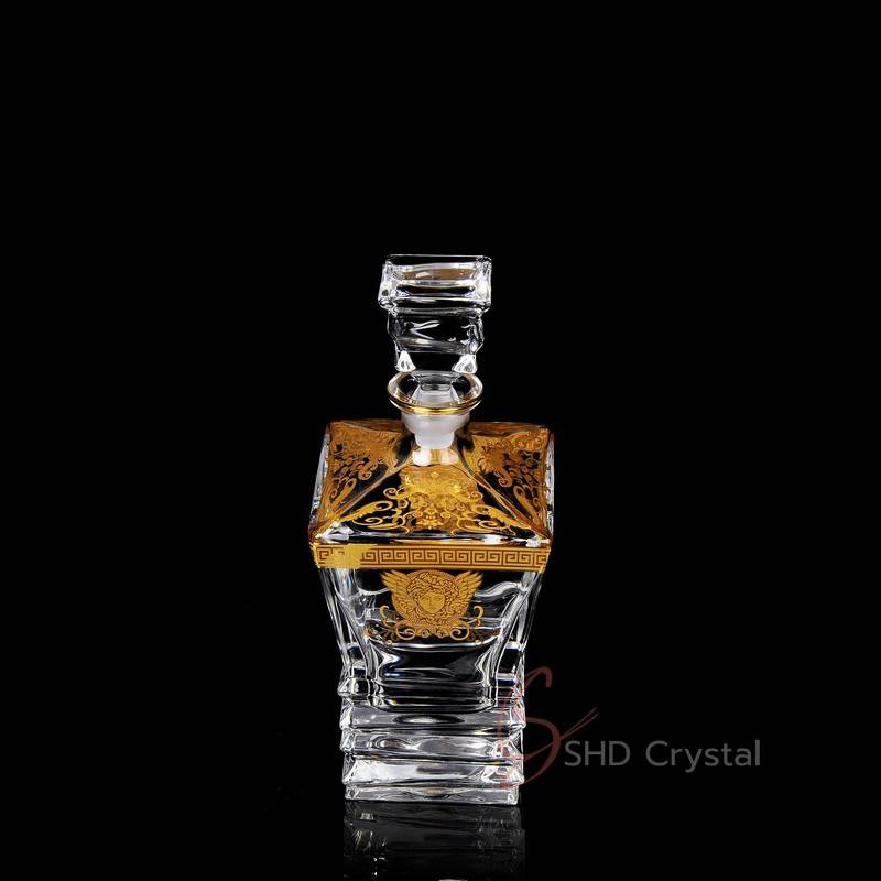 Medusa Series Gold-Plated Square Decanter