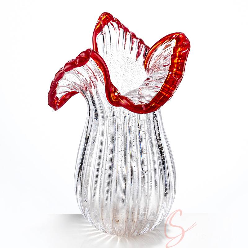 Crimson Gesture Crystal Vase