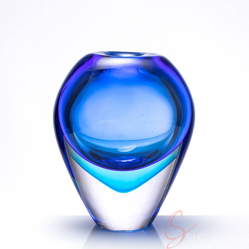 Ocean Core Crystal Vase