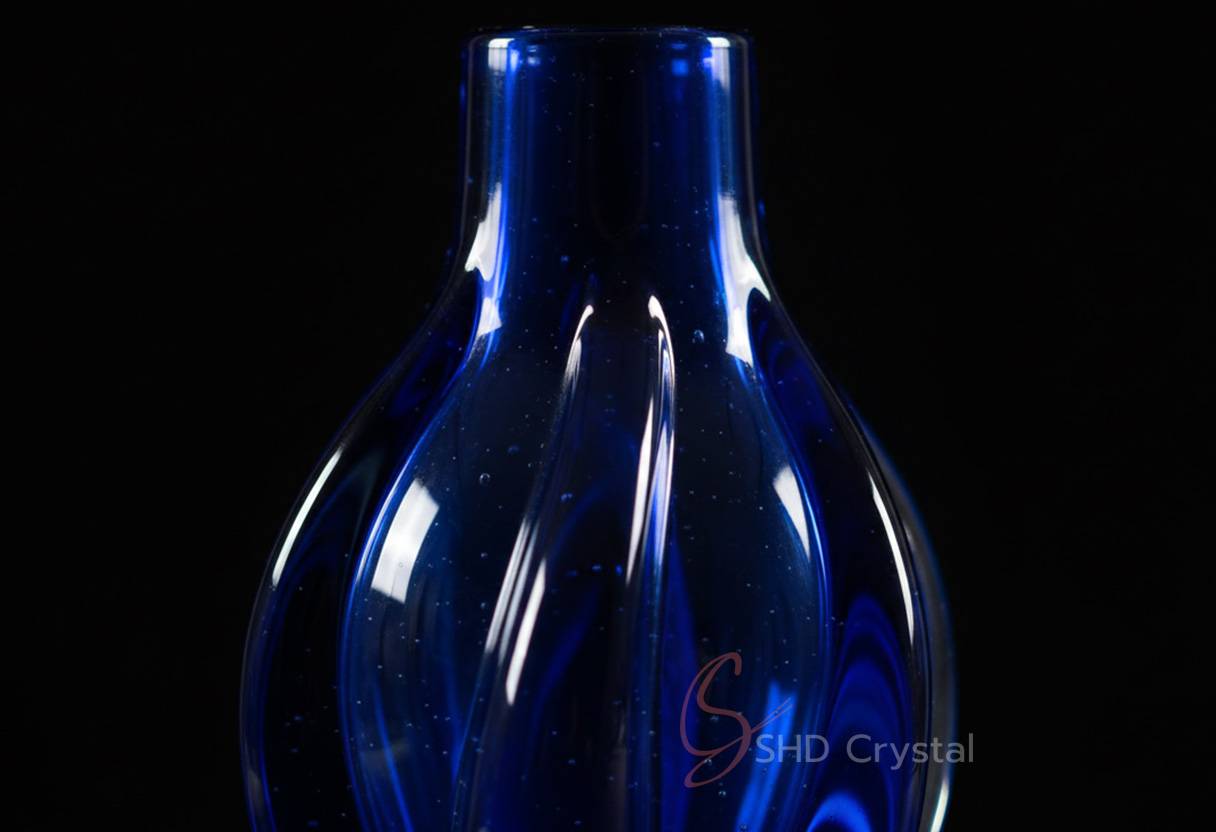 exquisite glass flower vase