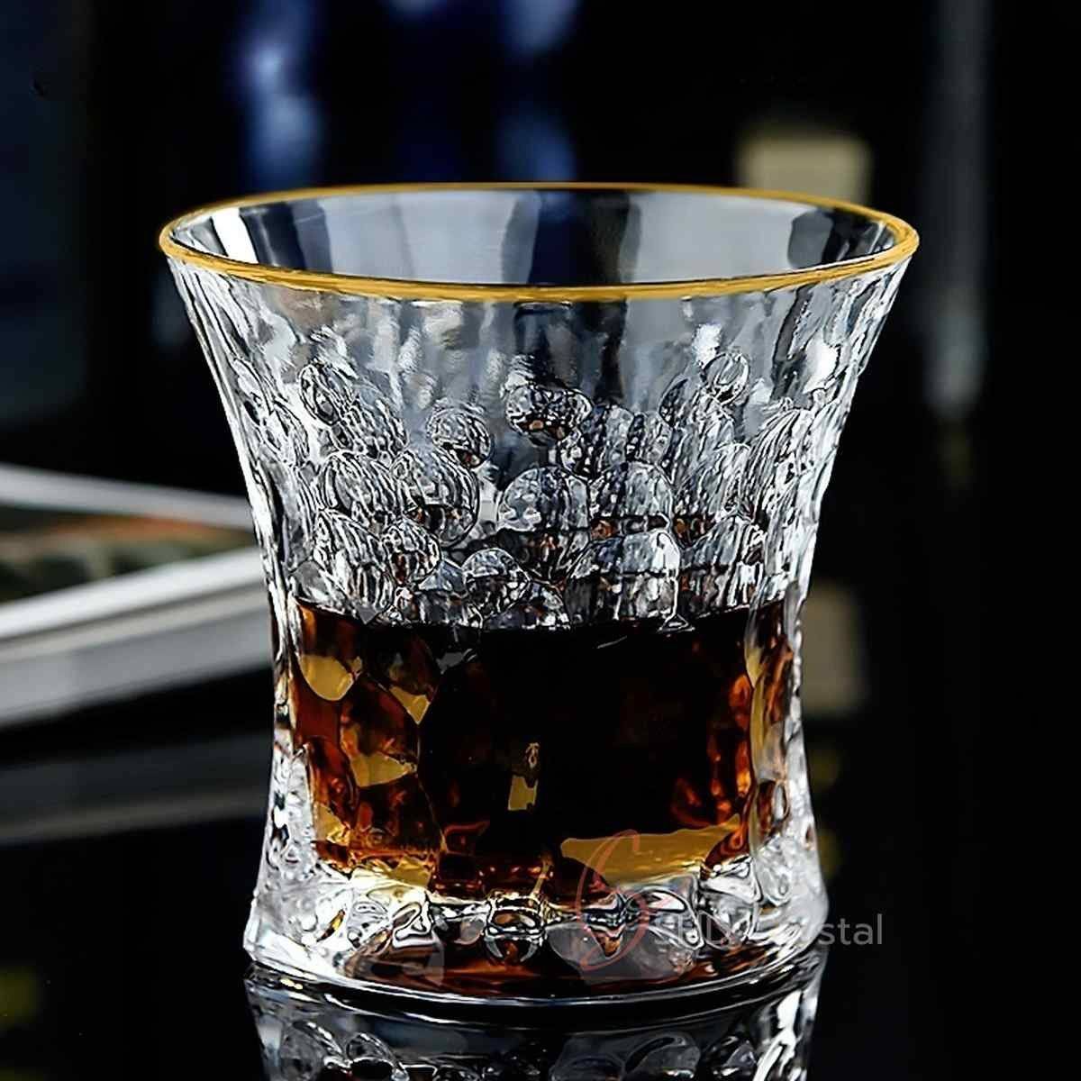Rim Gilded Textured Crystal Whiskey Glass