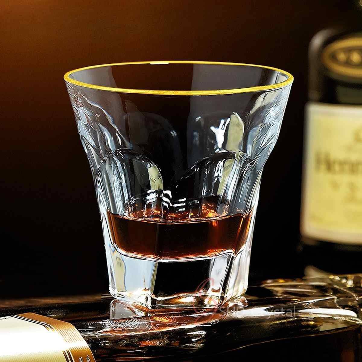 Rim Gilded Vertical Faceted Concave Crystal Whiskey Glass