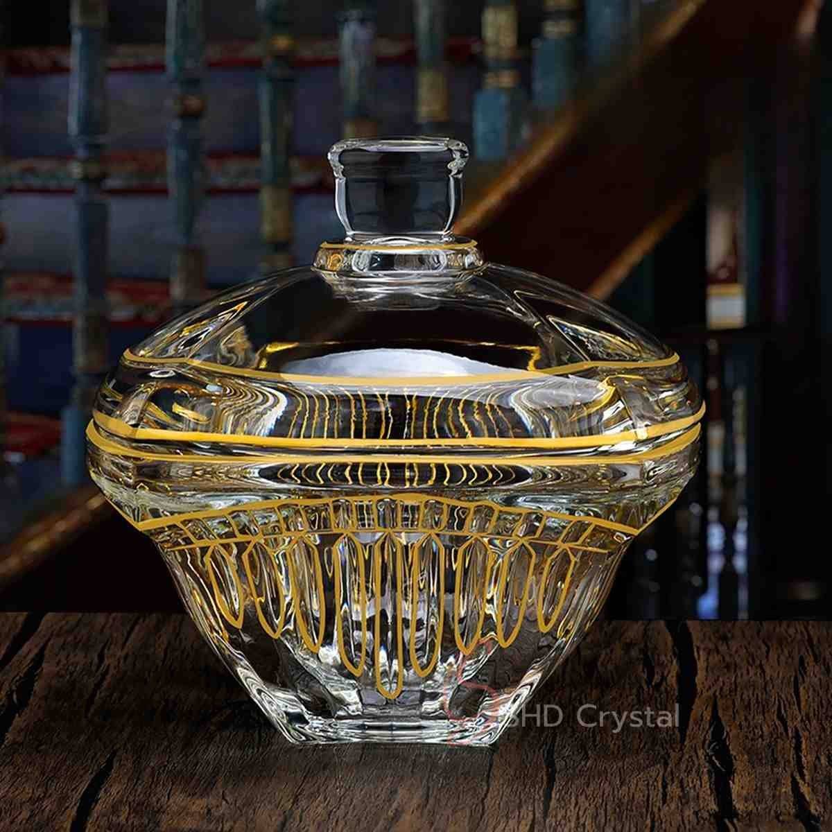 Swallow Tail Gold Glass Candy Jar (Medium)