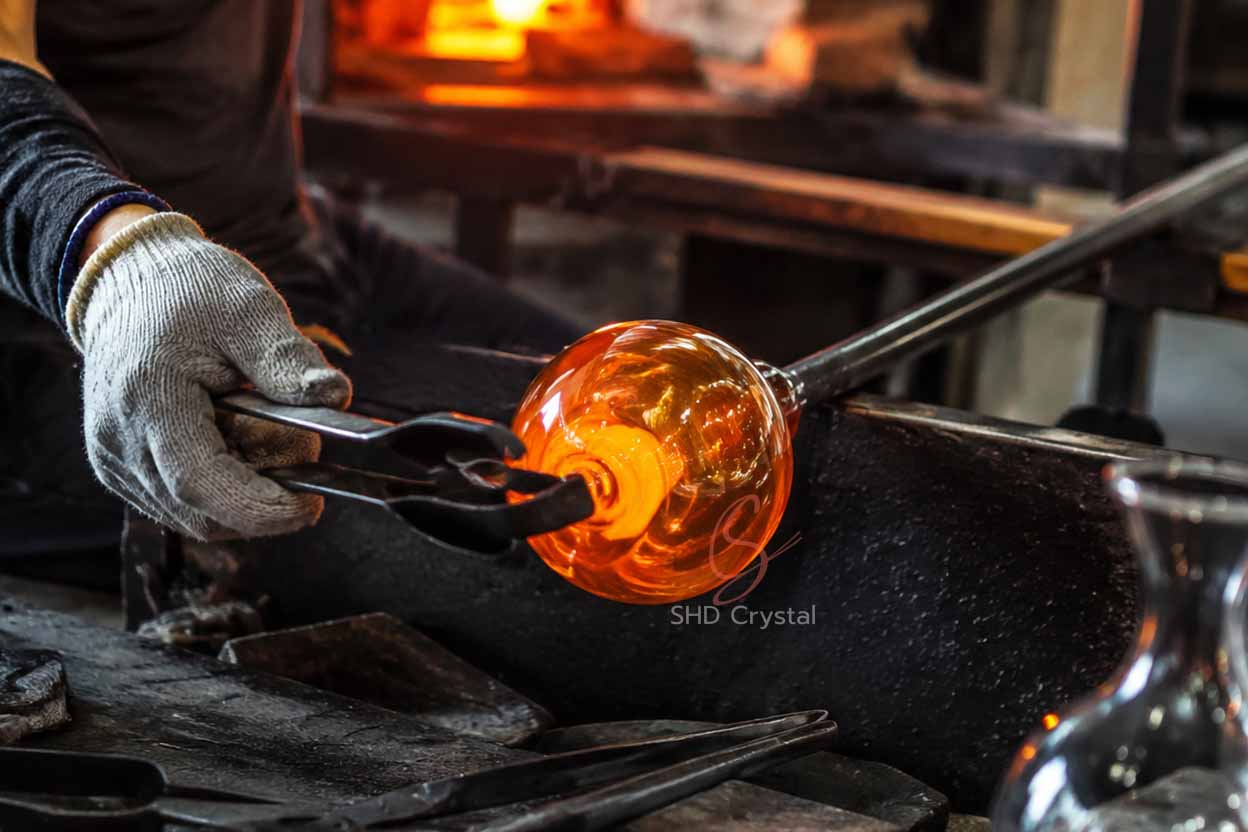 Chinese hand blown glass factories