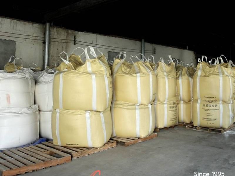 Crystal glass raw materials