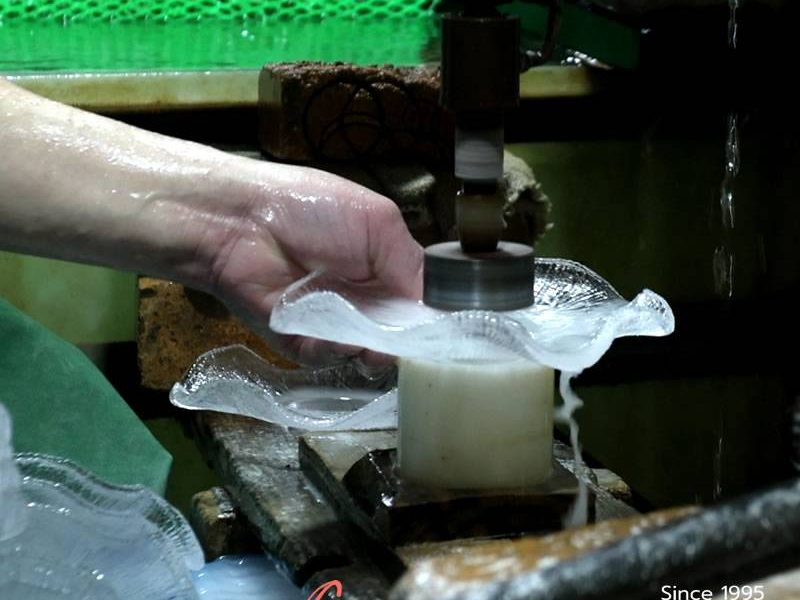 Crystal glass engraving, drilling, polishing, and spray painting services