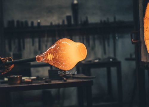 blown glass manufacturer