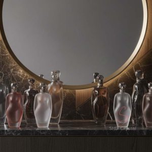 body shaped cologne bottle manufacturer