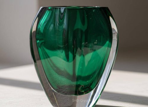 custom green crystal vase