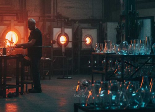 glass blowing manufacturers
