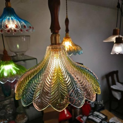 Multicolor Feather-Leaf Gradient Glass Pendant Lampshade