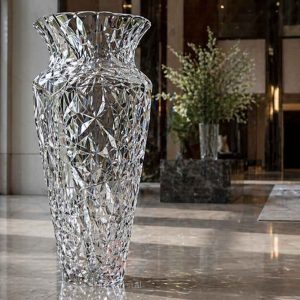 large crystal vase manufacturers